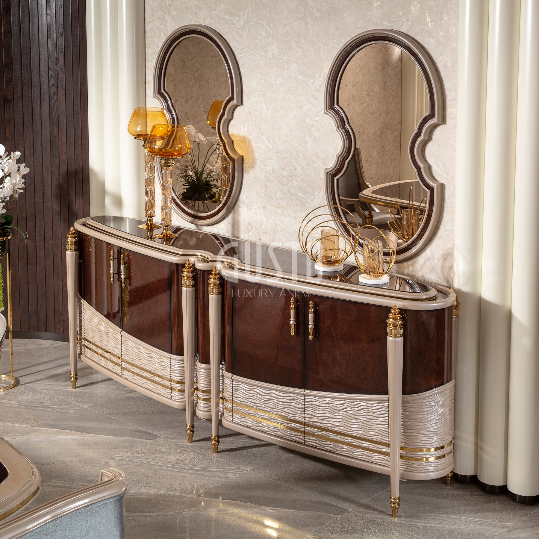 Montaro Crown Dining Set