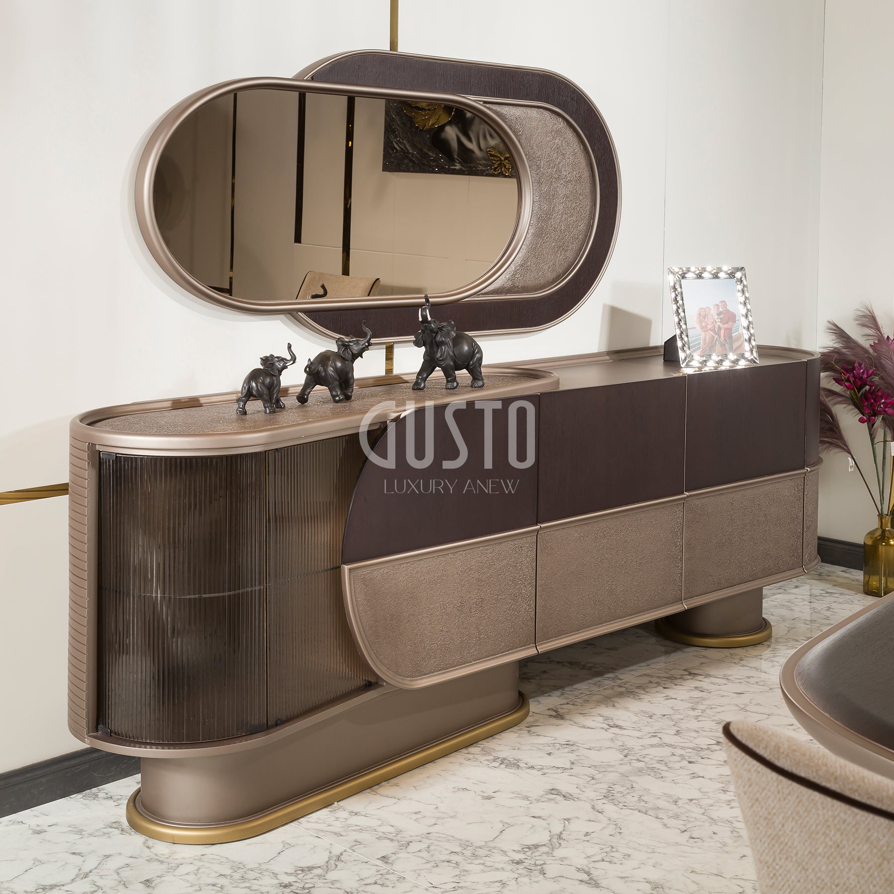 Valenza Modern Luxury Dining Set