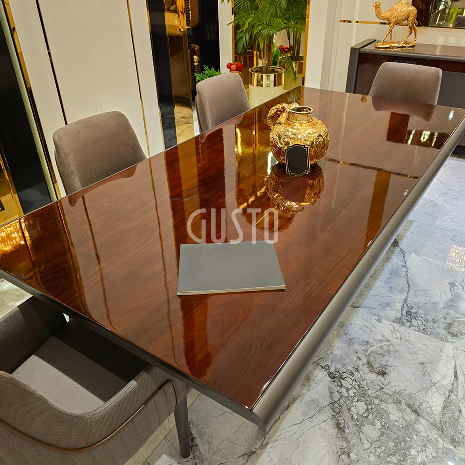 Bellagio Modern Luxury Dining Set