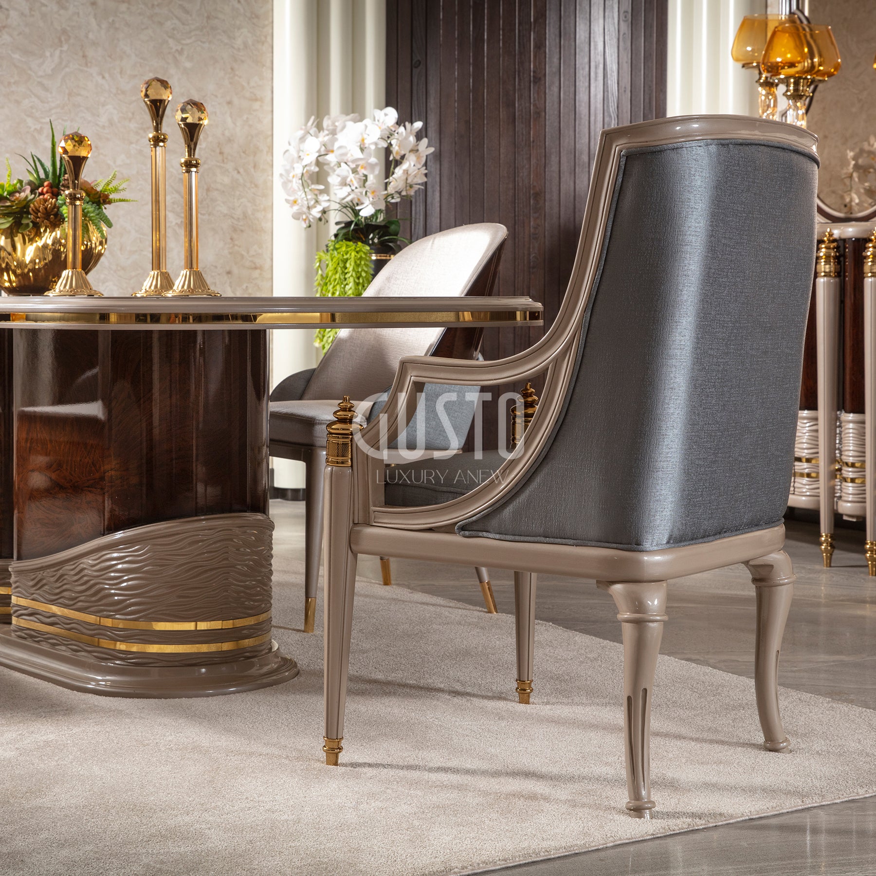 Montaro Crown Dining Set