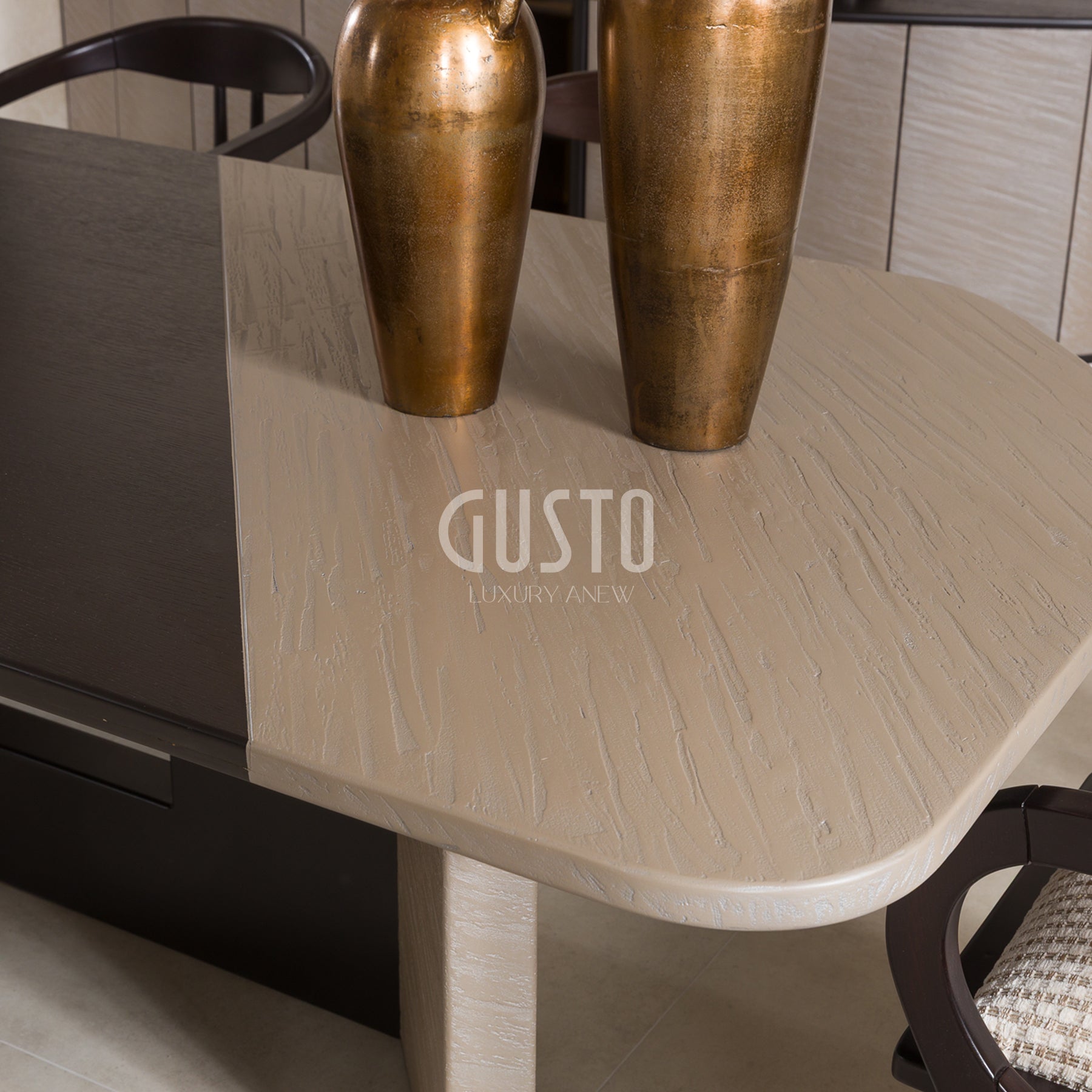 Sovana Contemporary Dining Set