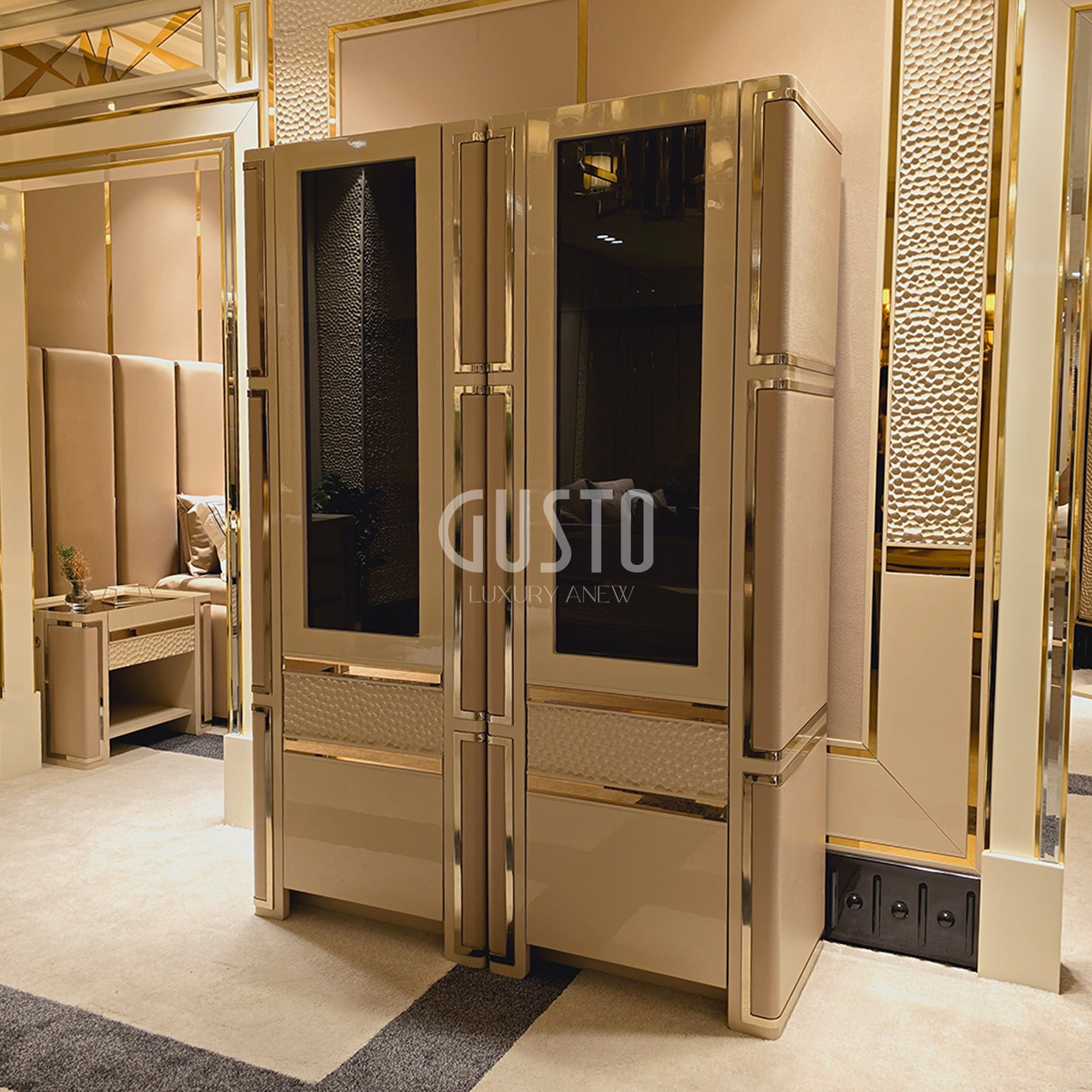 Capri Luxe Showcase – Elegant Display with Modern Detailing