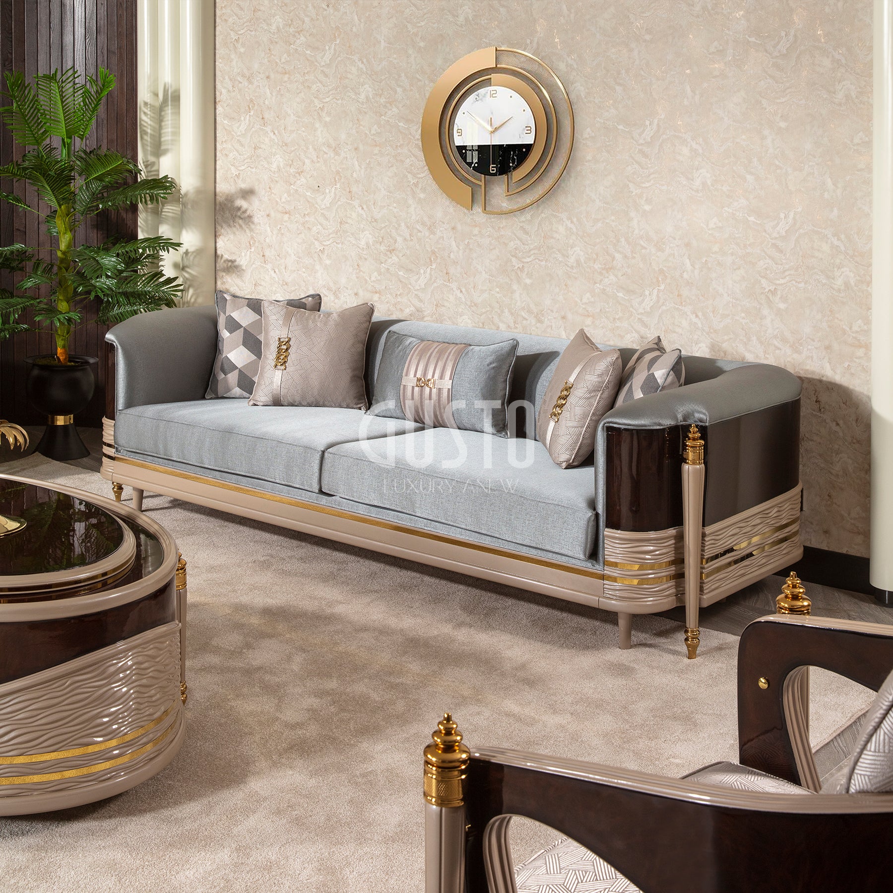 Montaro Crown Living Set