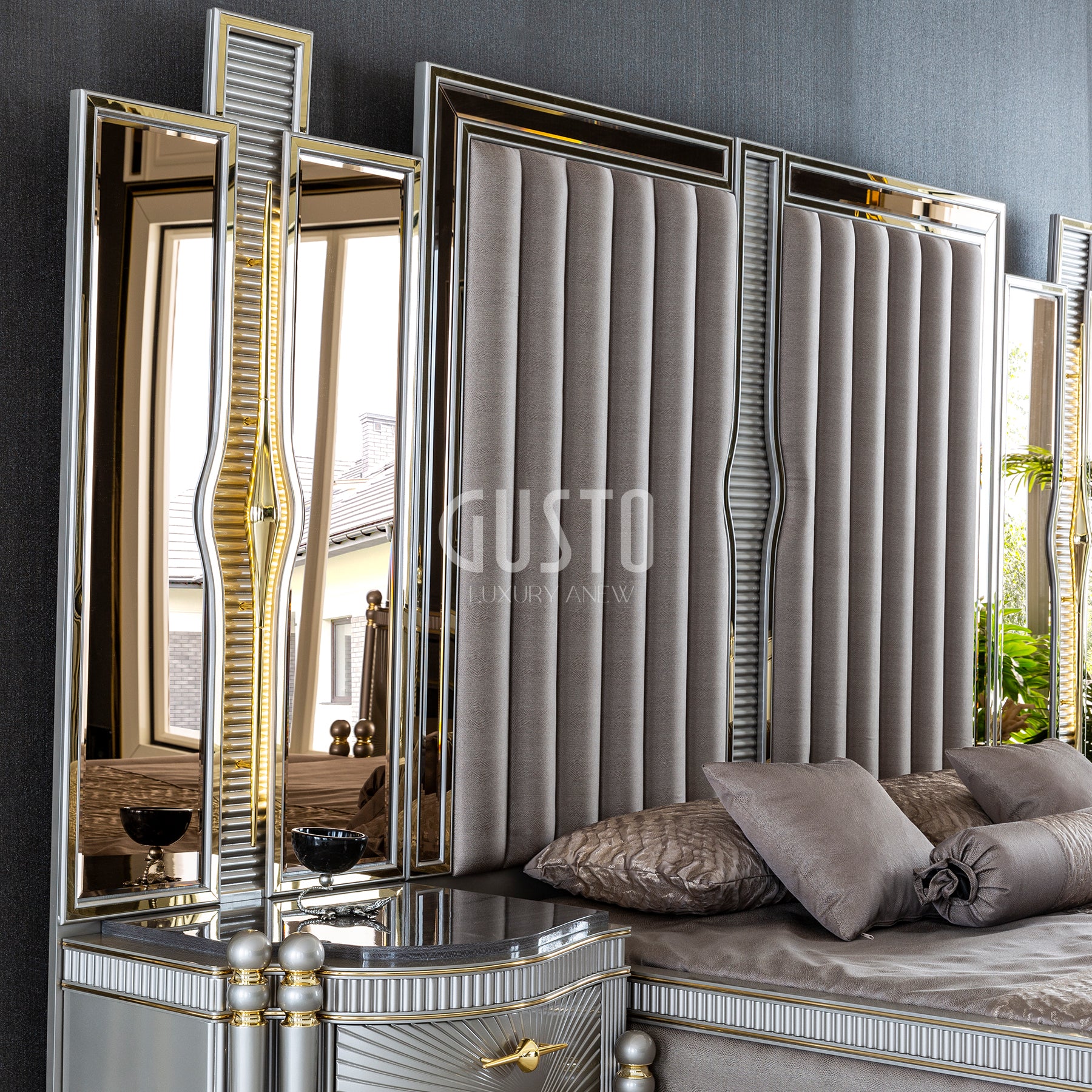 Regalia Luxe Bedroom Set – Sophisticated Comfort & Timeless Elegance