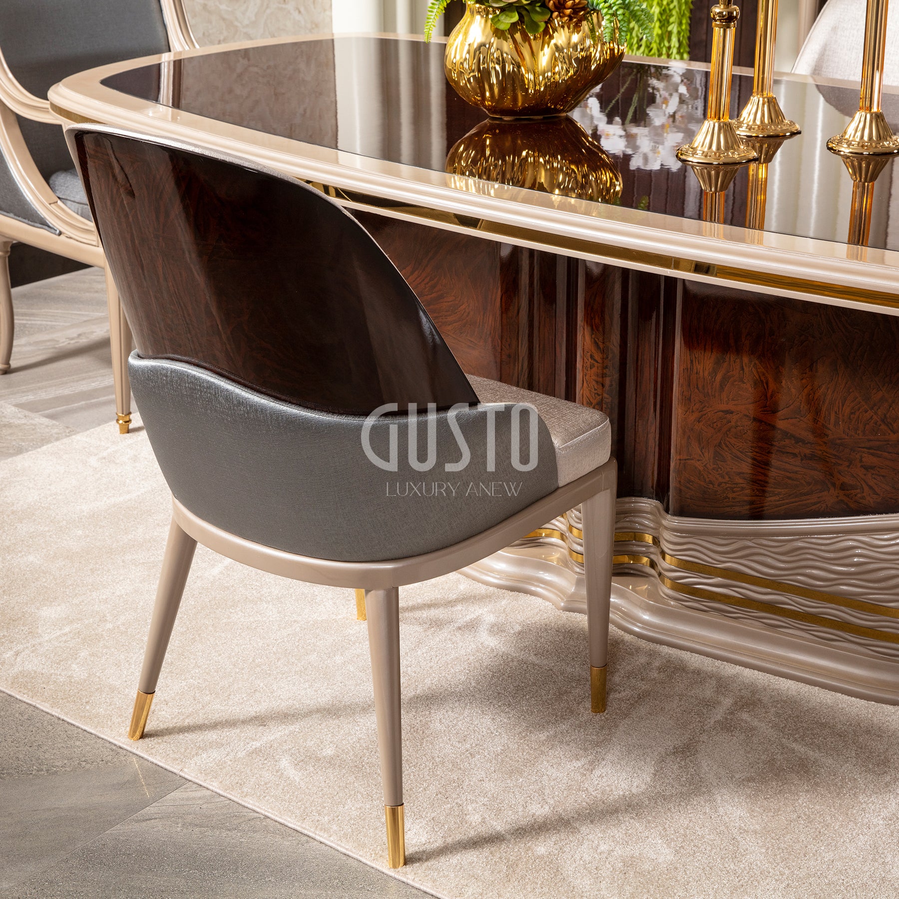 Montaro Crown Dining Set