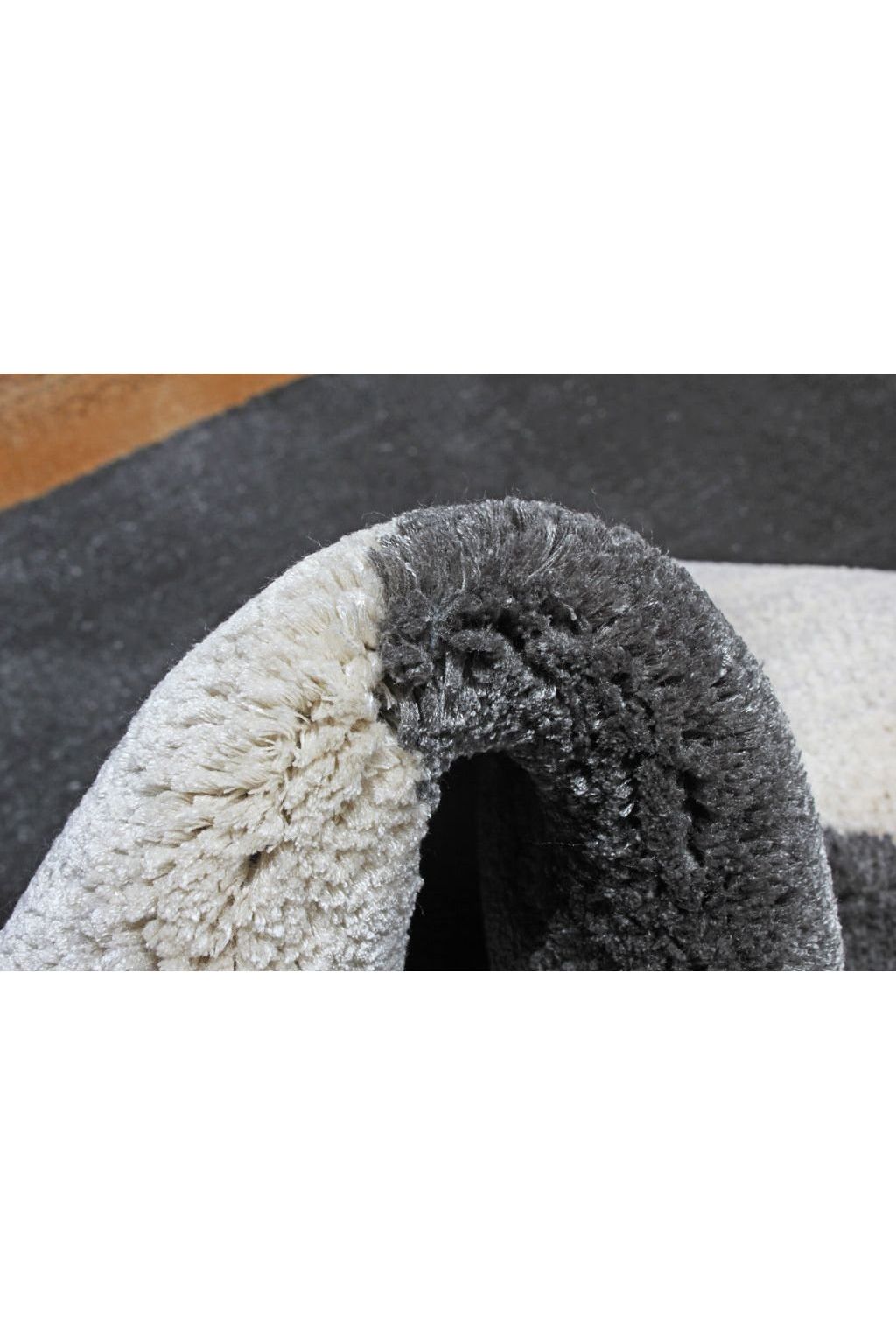#Turkish_Carpets_Rugs# #Modern_Carpets# #Abrash_Carpets#Geo 002-T