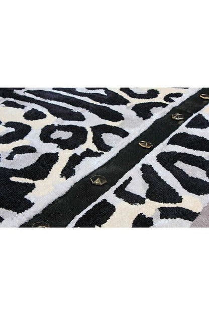 #Turkish_Carpets_Rugs# #Modern_Carpets# #Abrash_Carpets#Leopard 002-A